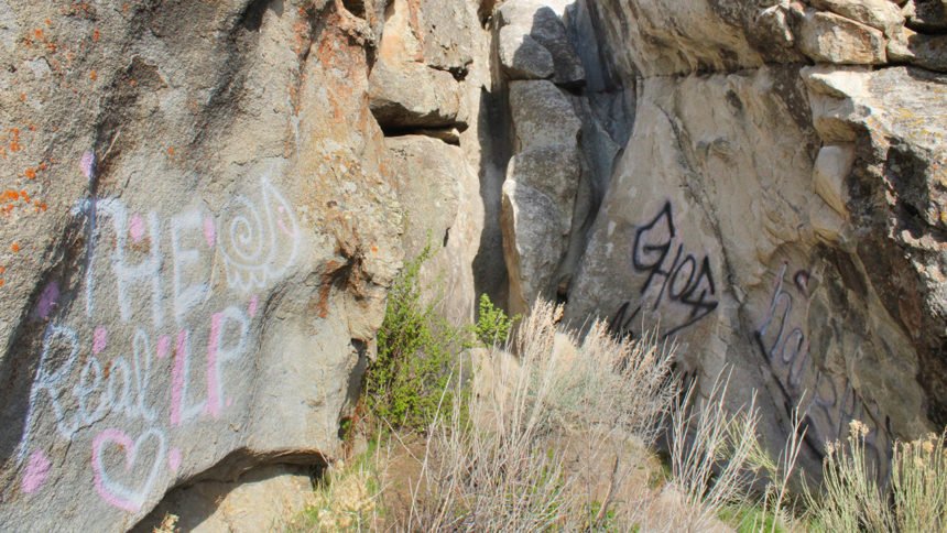 City of Rocks National Reserve vandalism1
