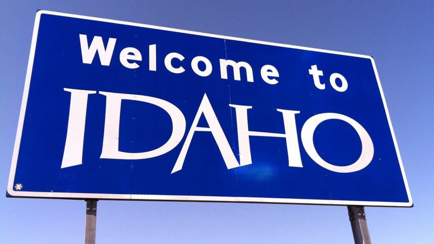 Welcome to Idaho sign logo_Natalie Nix