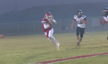 #7 Hunter Roche runs for the touchdown in Marsh Valley win