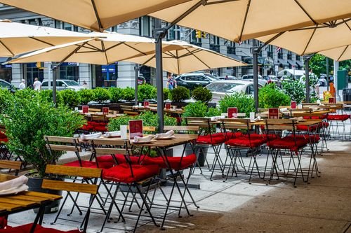 Outdoor heaters aren't enough to save restaurants this winter - Local