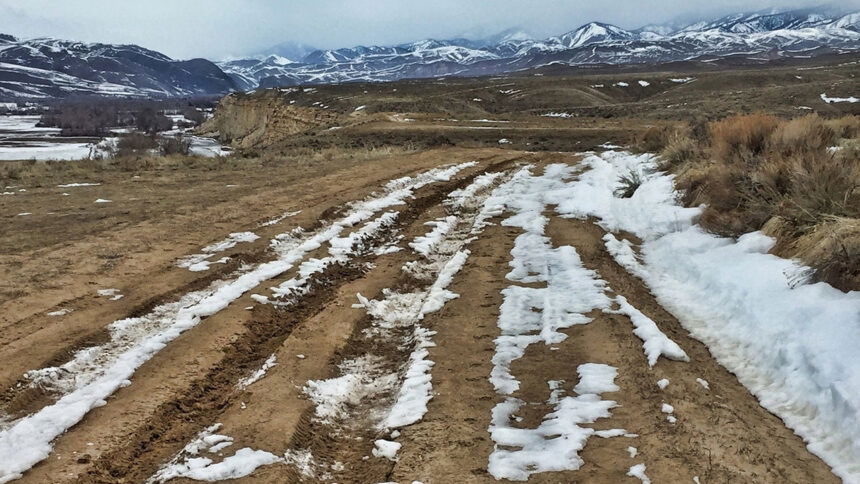 BLM temporarily closes Discovery Hill Bluffs Road2_BLM