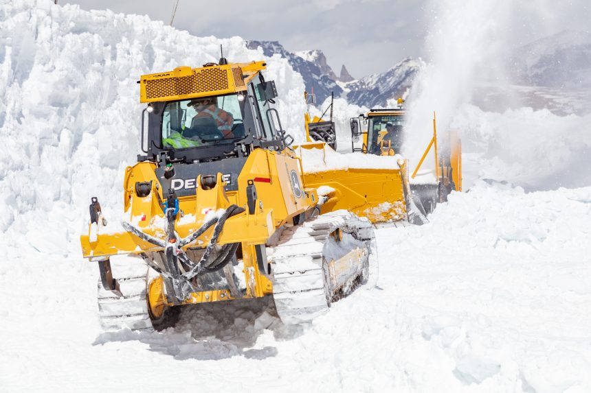 Plowing Beartooth Highway 2021 (14)