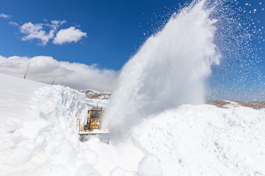 Plowing Beartooth Highway 2021 (17)