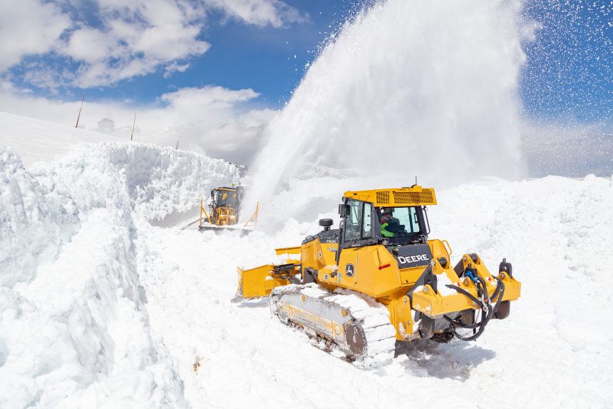 Plowing Beartooth Highway 2021 (18)