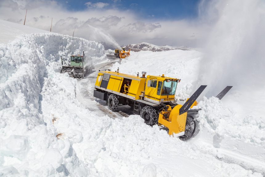 Plowing Beartooth Highway 2021 (23)