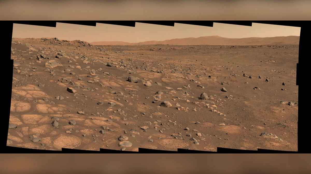 <i>JPL-Caltech/ASU/MSSS/NASA</i><br/>A light-colored