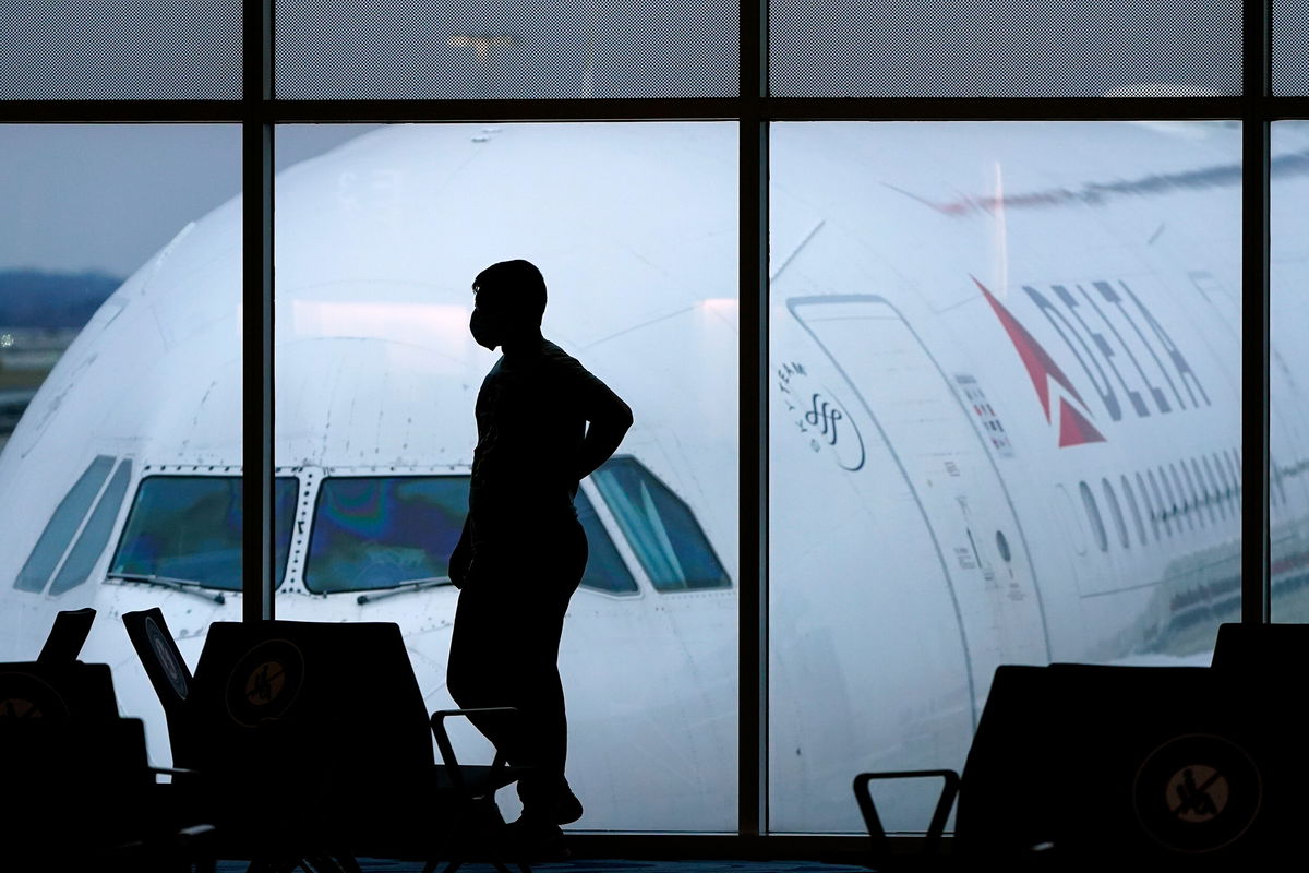 <i>Charlie Riedel/AP/FILE</i><br/>Justice Clarence Thomas on July 13 rejected an emergency request to block Biden administration's Covid-19 mask requirement for public travel.