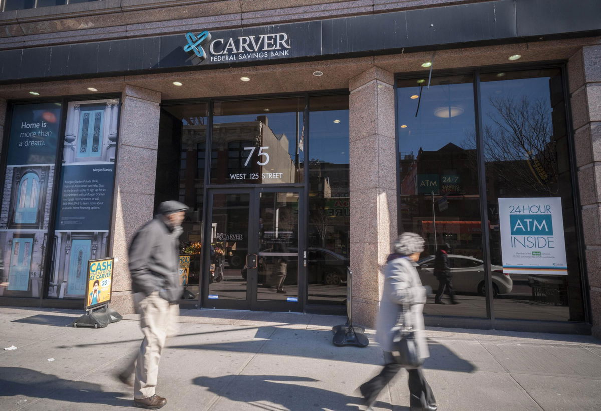 <i>Richard B. Levine/Levine Roberts/Newscom/Zuma</i><br/>The Federal Deposit Insurance Corporation unveils a new fund to increase investments made with the nation's minority-owned and mission-driven banks