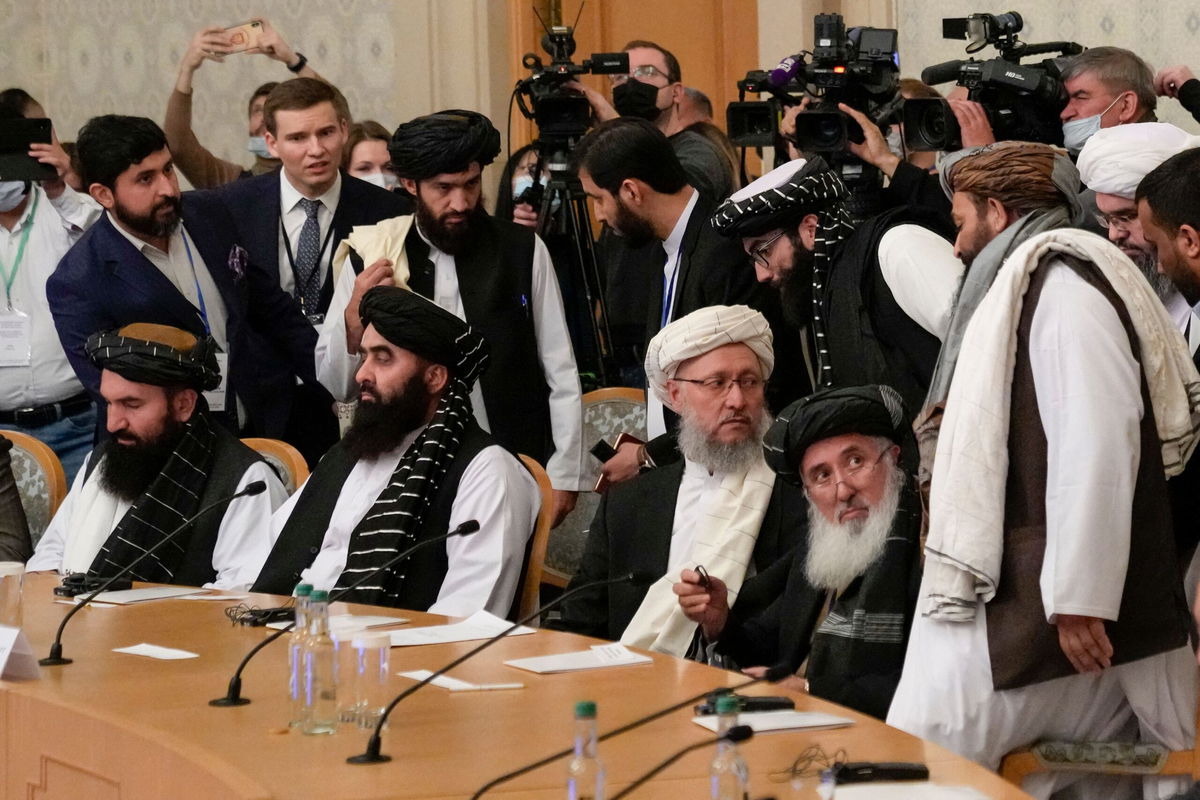 <i>ALEXANDER ZEMLIANICHENKO/AFP/POOL/AFP via Getty Images</i><br/>