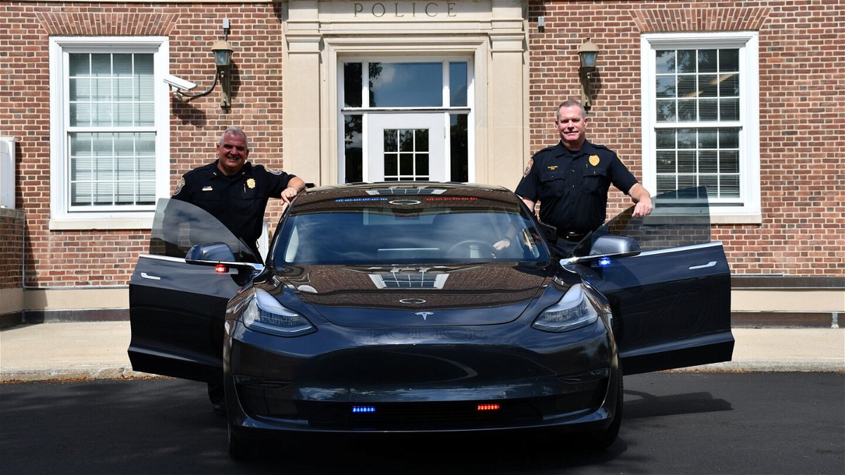 <i>Westport Police Department</i><br/>Westport's police department first purchased a Tesla Model 3 in 2019 and has seen significant savings.