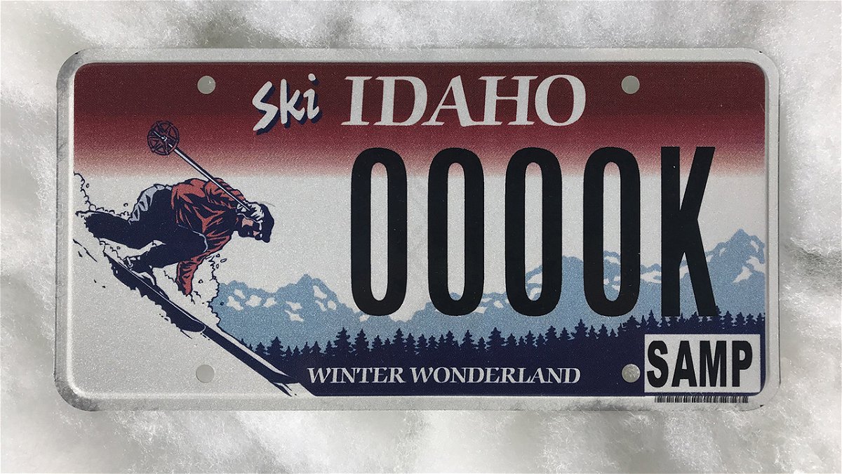 The Idaho Department of Motor Vehicles
offers two different ways for skiers and snowboarders to show their
support for their hometown ski areas: personalized specialty license
plates for vehicles and customizable souvenir plates. Both are
important revenue sources for the Idaho Ski Areas Association (aka Ski
Idaho), which represents 18 alpine ski areas. Visit
www.accessidaho.org/itd/driver/plates to order plates for the
snowsports enthusiasts on your 
