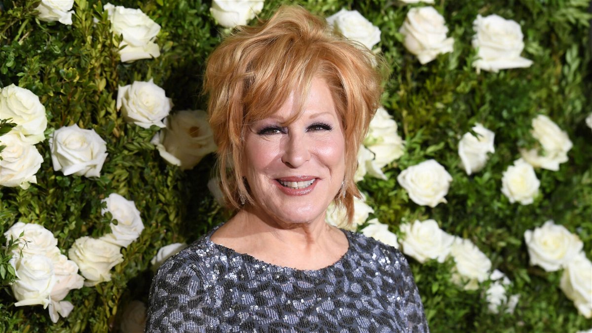 <i>ANGELA WEISS/AFP/Getty Images</i><br/>Bette Midler has apologized to West Virginians after a tweet she posted regarding Senator Joe Manchin.