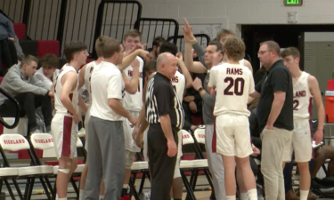 Highland huddles in win over Idaho Falls