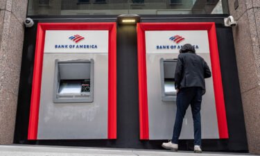 Bank of America is handing out $1 billion worth of restricted stock to virtually its entire workforce as the bank seeks to gain an upper hand in the war for talent.