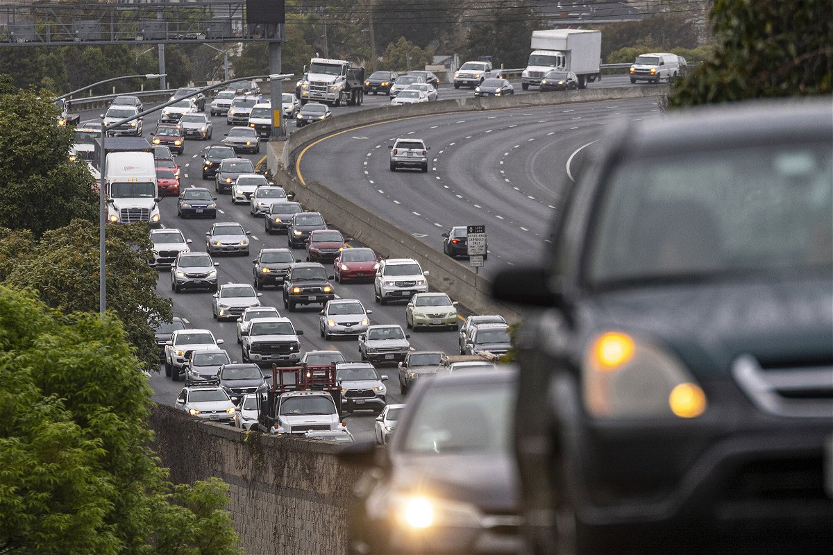 <i>David Paul Morris/Bloomberg/Getty Images</i><br/>Cars travel westbound on highway 80 in San Pablo