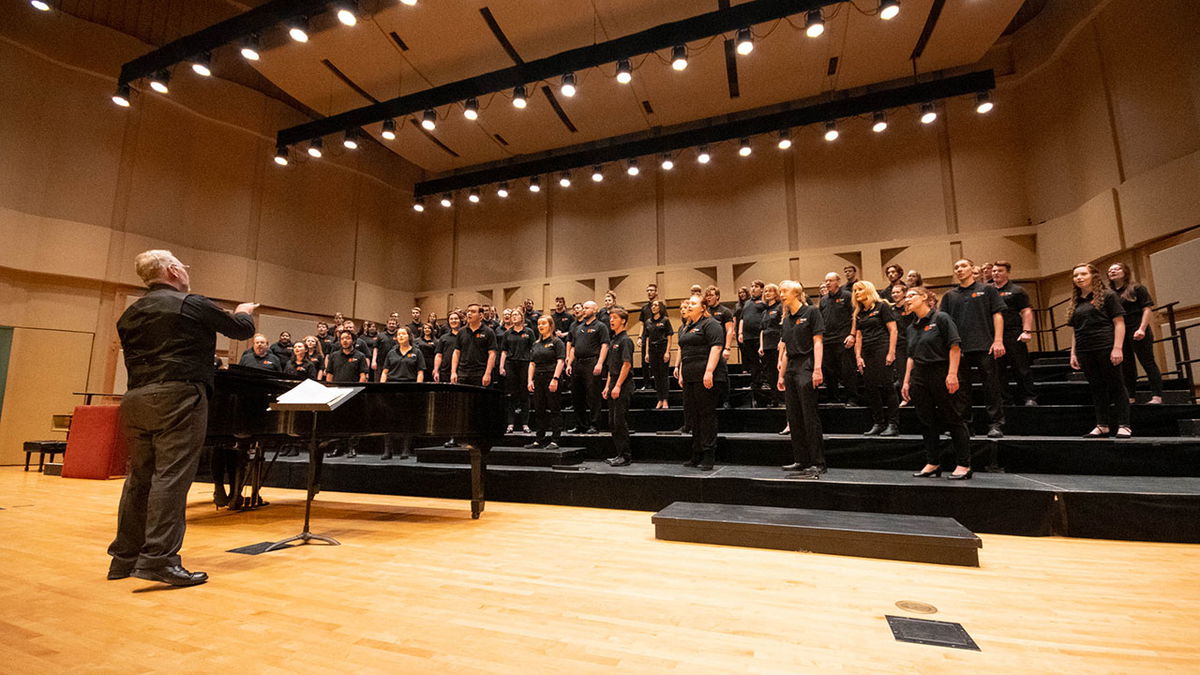 Dr. Scott Anderson, Director of Choral Activities at ISU’s Department of Music, conducting the Chamber Choir and Concert Choir. 