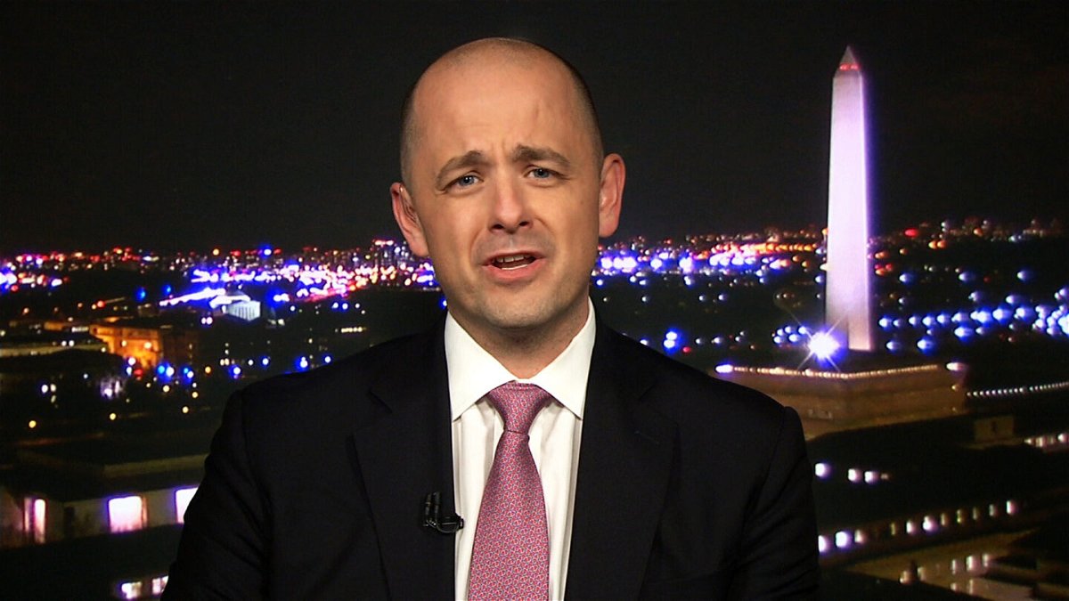 <i>CNN</i><br/>The Utah Democratic Party on Saturday threw its support behind the independent candidacy of former presidential contender Evan McMullin to take on GOP Sen. Mike Lee.