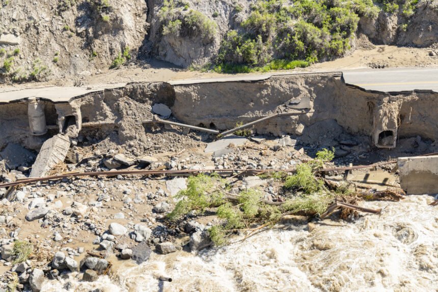 Yellowstone flood event 2022: North Entrance Road washout (4)