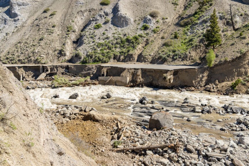 Yellowstone flood event 2022: North Entrance Road washout (5)