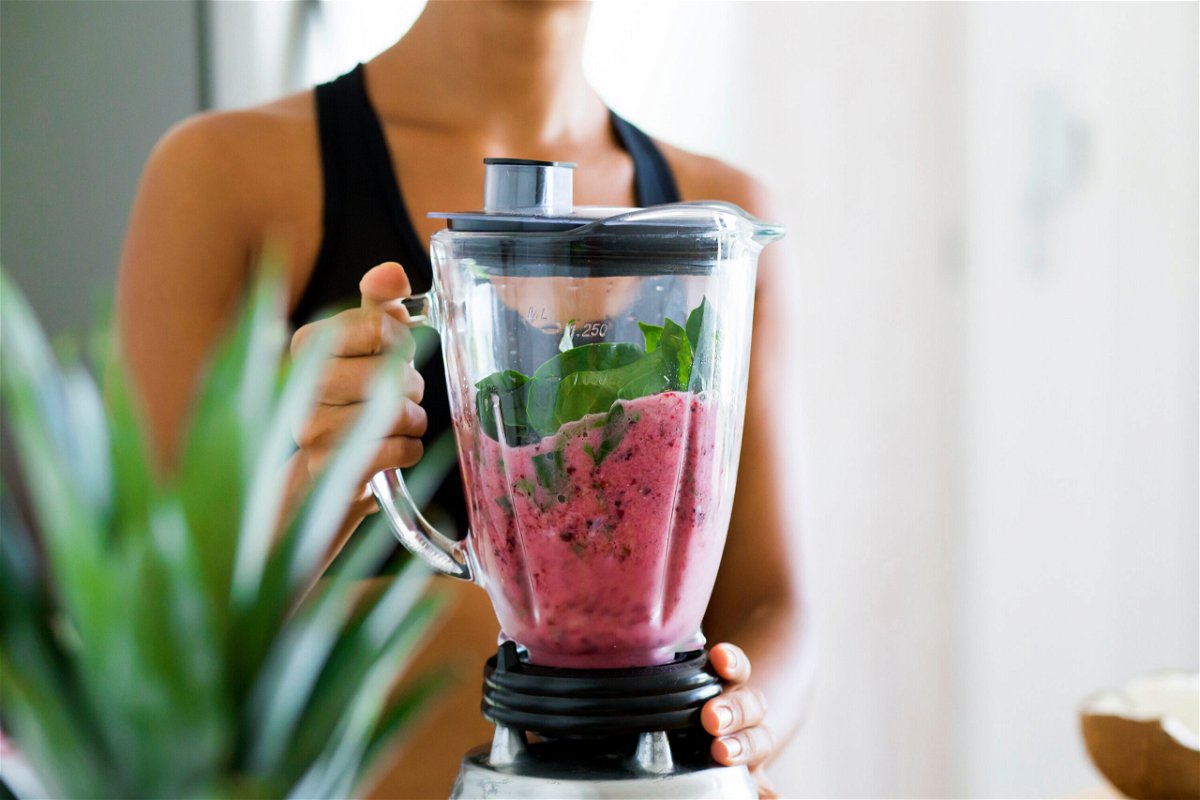 <i>Adobe Stock</i><br/>A green smoothie made from spinach