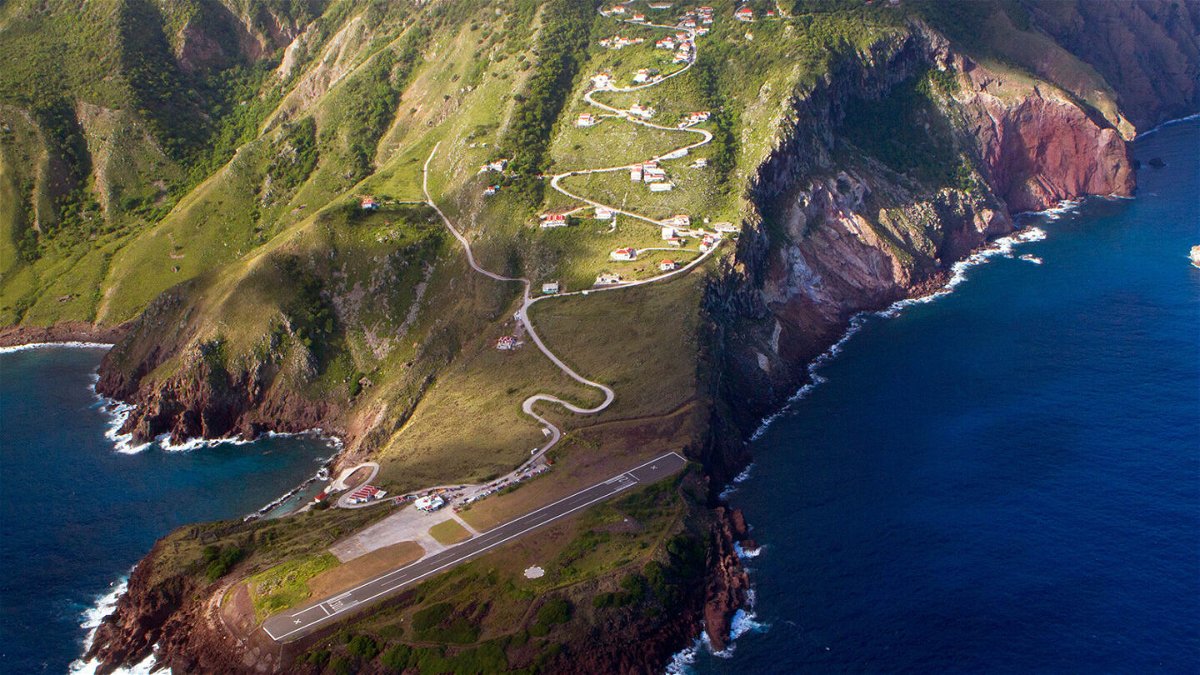 <i>Albert Nieboer/picture-alliance/dpa/AP</i><br/>Aerial view of the airport as Dutch King Willem-Alexander and Queen Maxima arrive on the Caribbean island of Saba