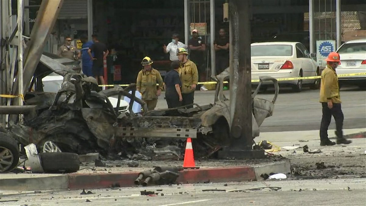 <i>KABC</i><br/>A fiery car crash in a busy Los Angeles intersection killed at least four people and sent eight others to the hospital on August 4.