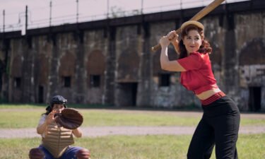 Abbi Jacobson (left) and D'Arcy Carden in Amazon's new series version of 'A League of Their Own.'