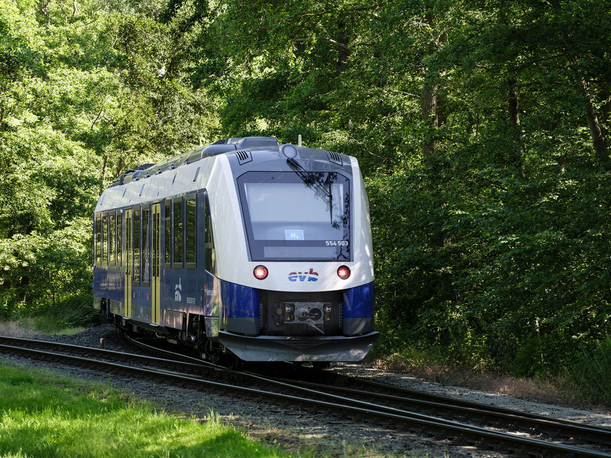 <i>Alstom</i><br/>The train's exhaust emits only steam and condensed water. The fourteen hydrogen trains  will exclusively run on the route in Bremervörde