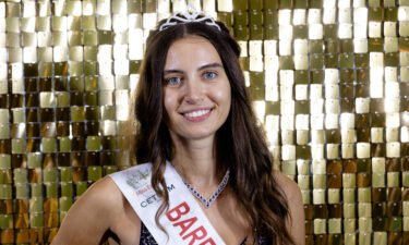 Melisa Raouf became the first Miss England contestant to compete without makeup.