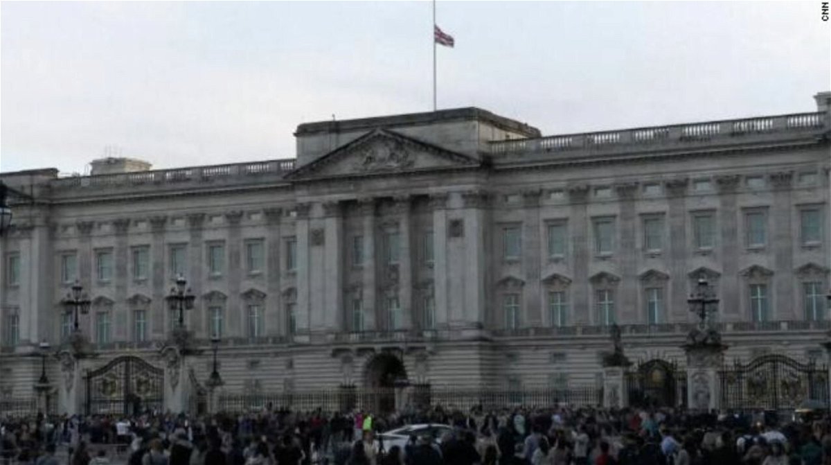 <i>CNN</i><br/>Pictured here is the Buckingham Palace flag at half mast in honor of Queen Elizabeth II on September 8.