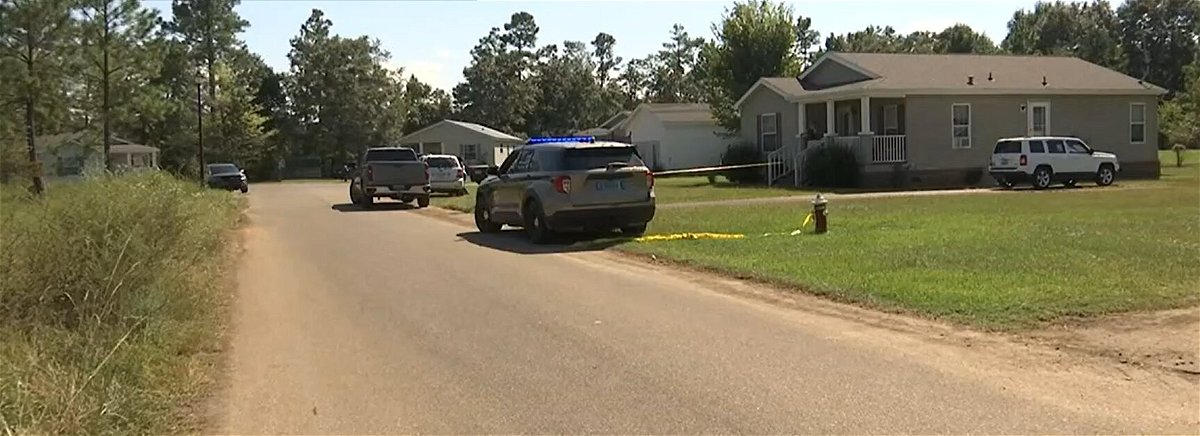 <i>WALA</i><br/>The Mobile County Sheriff's Office is making an urgent plea following a suspected fentanyl overdose death at this residence.