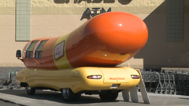 Oscar Meyer WienerMobile makes a stop in Idaho Falls – Local News 8