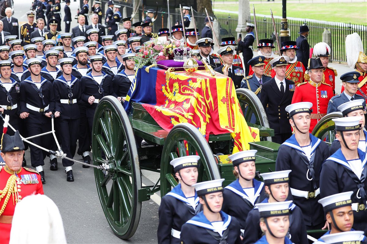 <i>Chris Jackson/Chris Jackson Collection/Getty Images</i><br/>The Queen's coffin was carried on the State Gun Carriage.
