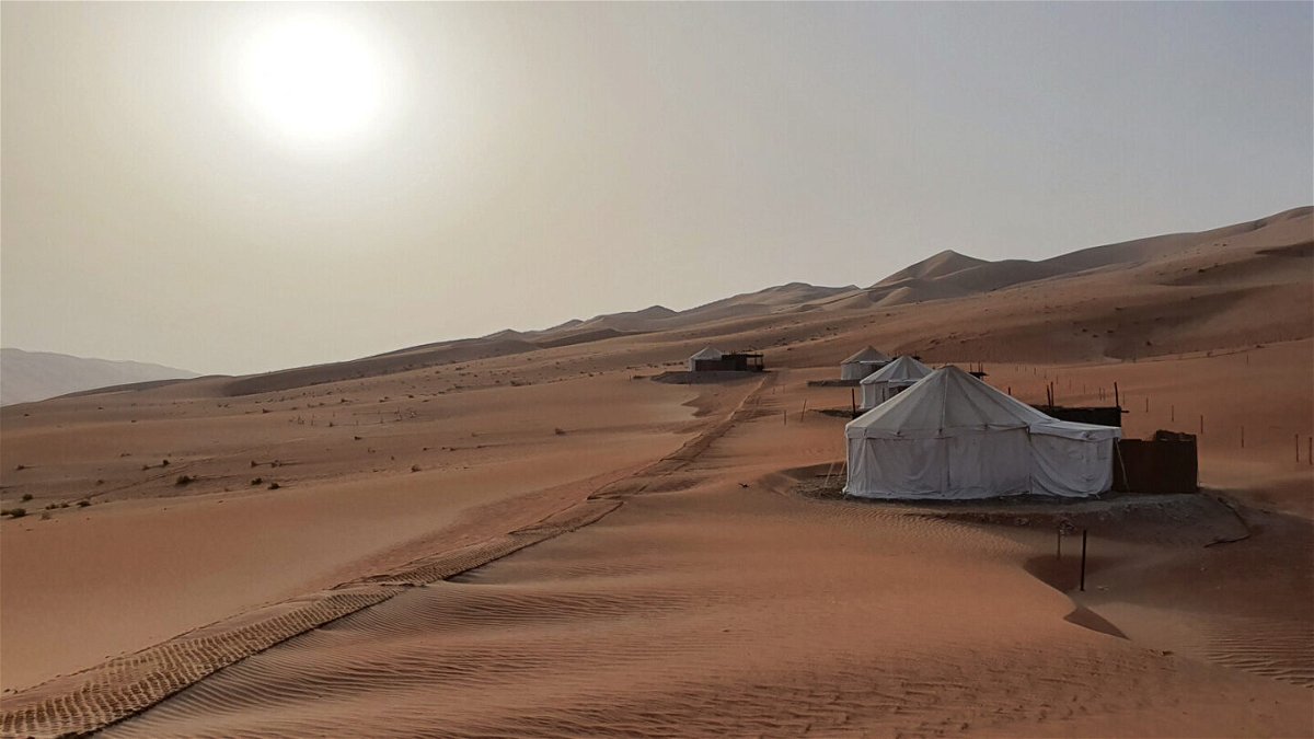 <i>Barry Neild/CNN</i><br/>Liwa Nights features just a handful of tents pitched on a gentle slope.