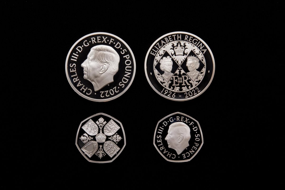 <i>Mark Eveleigh/Royal Mint UK</i><br/>The reverse sides of the £5 and 50 pence coins will commemorate Queen Elizabeth II.