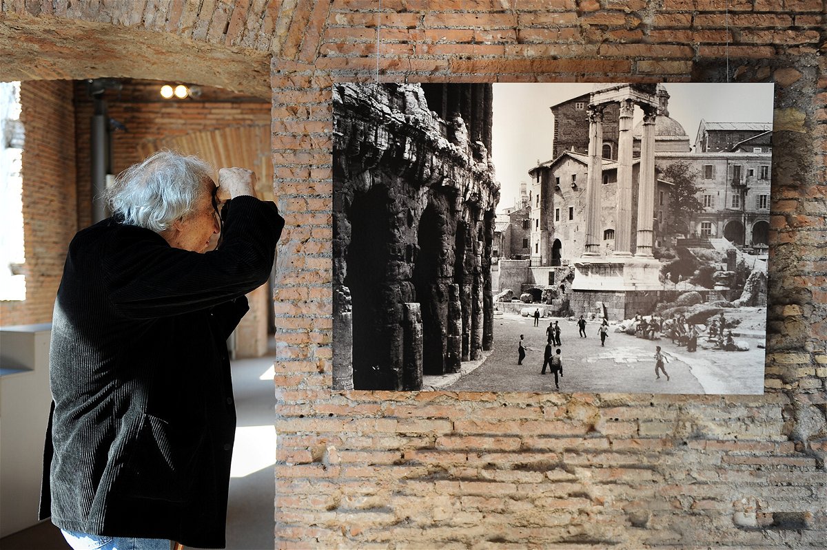 <i>Vincenzo Pinto/AFP/Getty Images</i><br/>US photographer William Klein takes pictures during an exposition named 