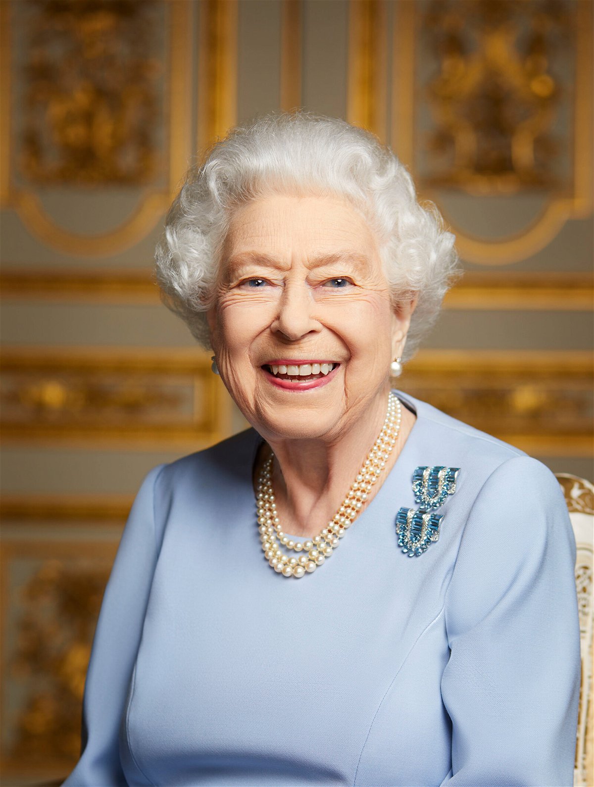 <i>Ranald Mackechnie/AP</i><br/>The previously unreleased portrait shows Queen Elizabeth II photographed at Windsor Castle