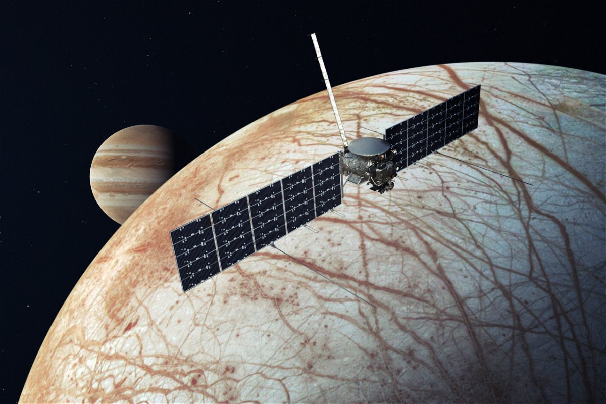 <i>NASA</i><br/>This illustration shows Europa Clipper after its arrival at the icy moon