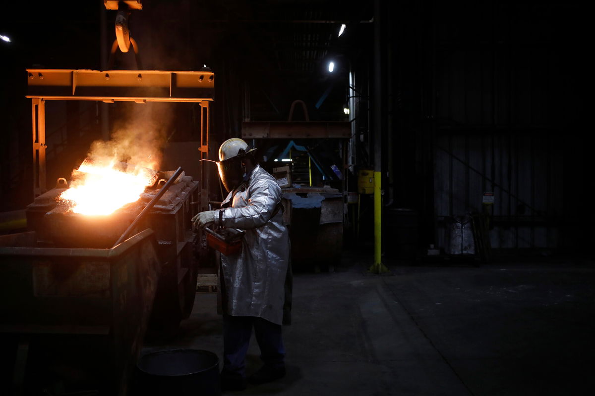 <i>Luke Sharrett/Bloomberg/Getty Images</i><br/>A comprehensive gauge on the health of the US economy dropped in August for the sixth straight month