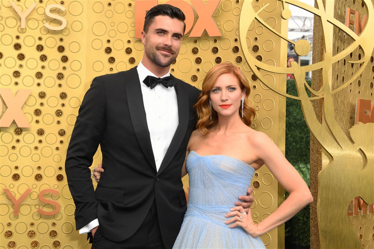 <i>Valerie Macon/AFP/Getty Images</i><br/>Brittany Snow (R) and Tyler Stanaland