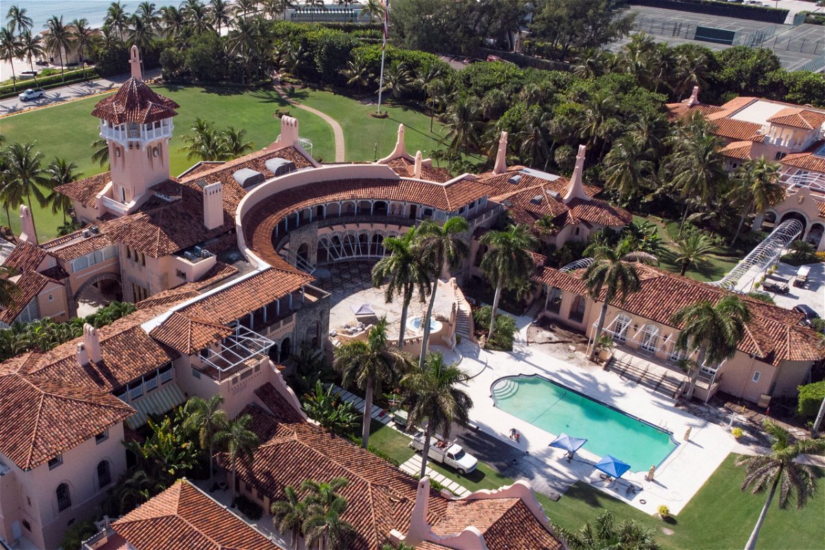<i>Marco Bello/Reuters</i><br/>Former President Donald Trump's legal defense team and prosecutors handling the Mar-a-Lago documents investigation are at the federal courthouse in Washington
