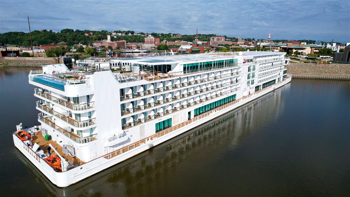 <i>Dave Kettering/AP/FILE</i><br/>A Viking river cruise ship heading north up the Mississippi River can't finish its voyage because of low water levels.