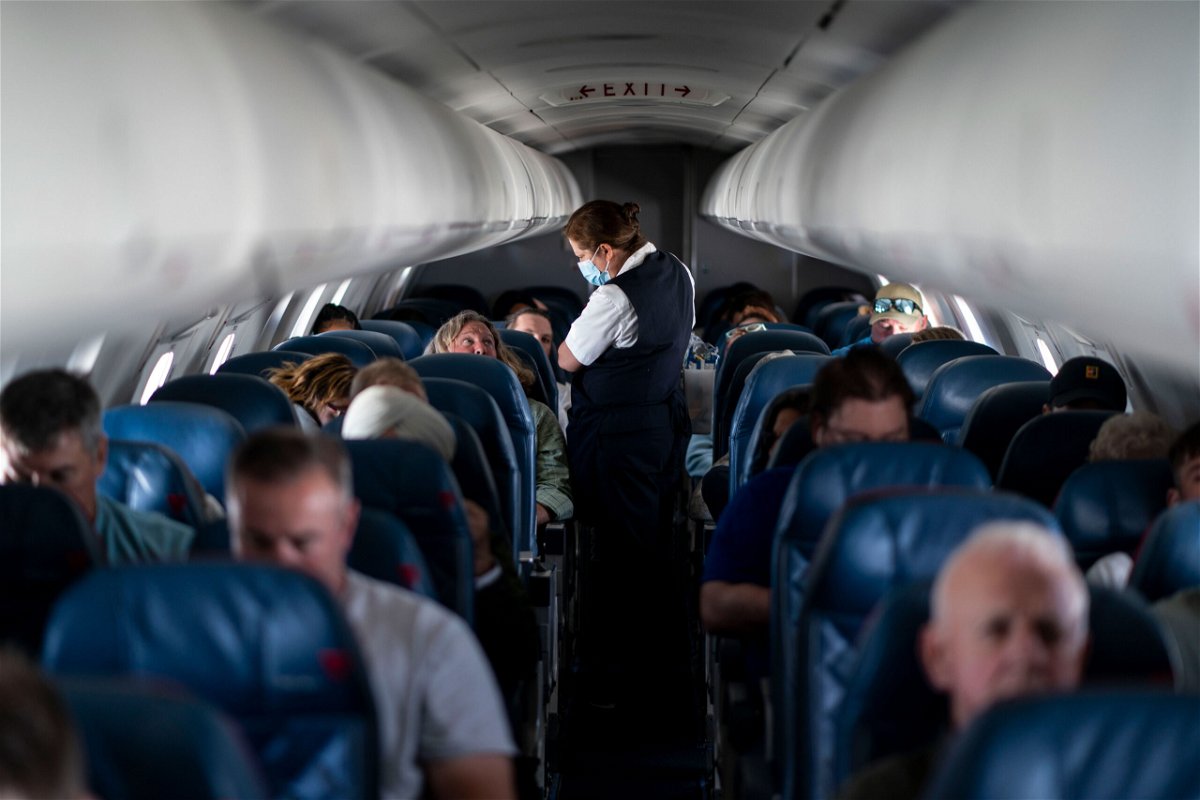 <i>Kent Nishimura/Los Angeles Times/Getty Images</i><br/>Federal aviation officials plan to announce on October 3 that flight attendants will soon get more mandated rest time between flights.