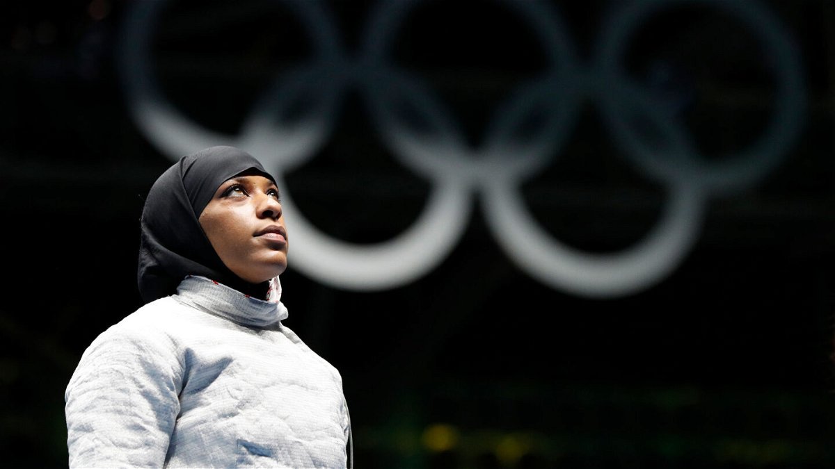 <i>Vincent Thian/AP</i><br/>Ibtihaj Muhammad prepares for a match at the Summer Olympics in Rio de Janeiro