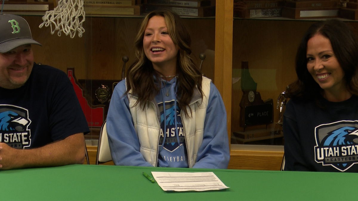 blackfoot-s-marli-pearson-signs-to-play-volleyball-at-utah-state