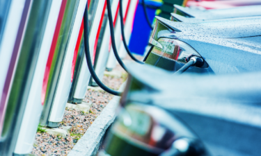 10 states with the biggest increase in electric vehicle charging stations since 2020