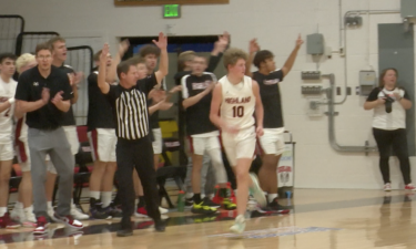 Owen Wilde hits three in Highland's 52-47 loss to Timberline