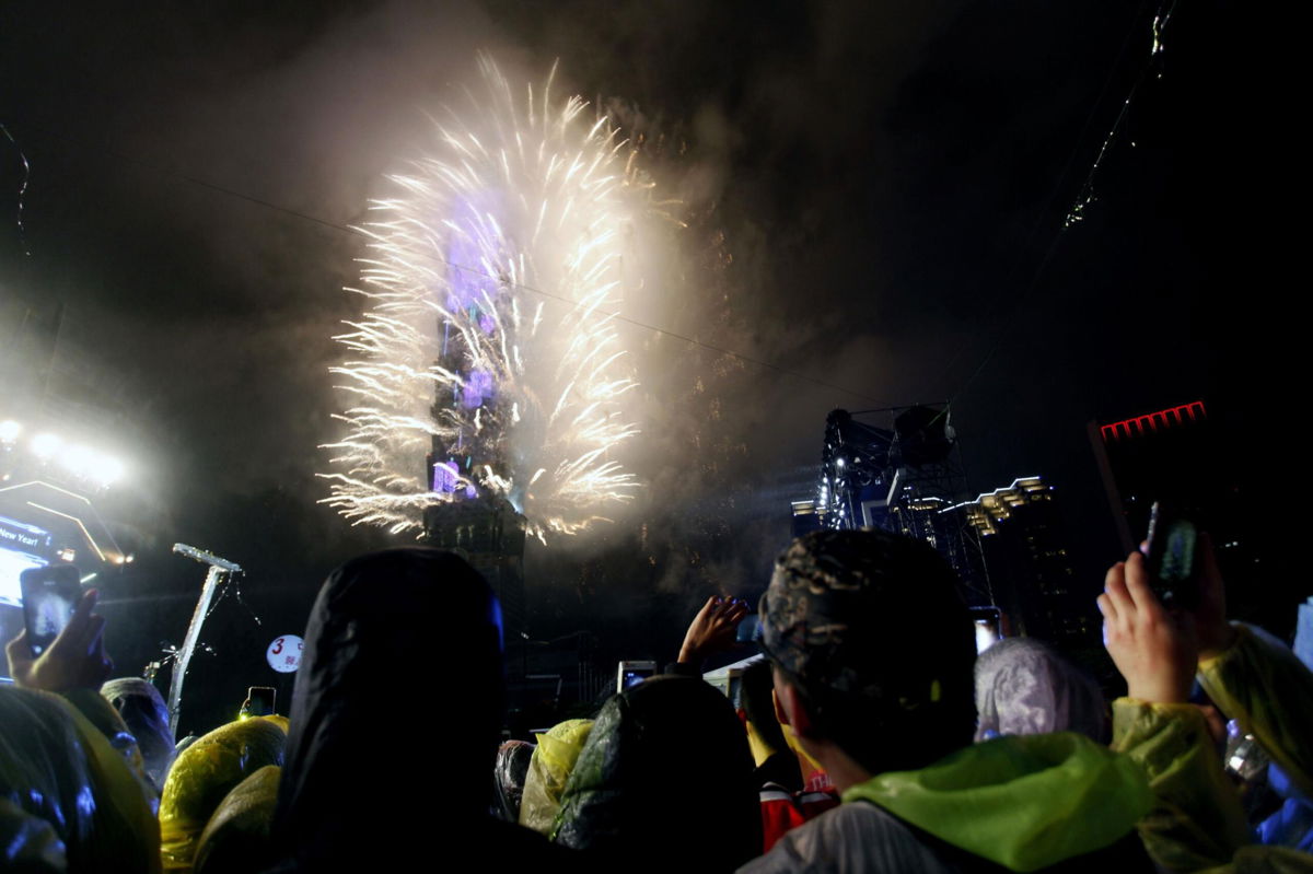<i>Hsu Tsun-hsu/AFP/Getty Images</i><br/>The Taipei 101 building makes for an incredible fireworks launching pad.