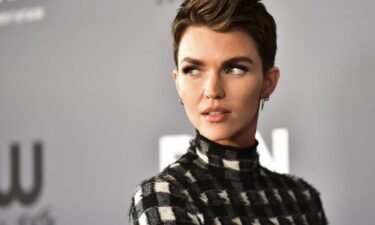 25 celebrities you may not know are nonbinary