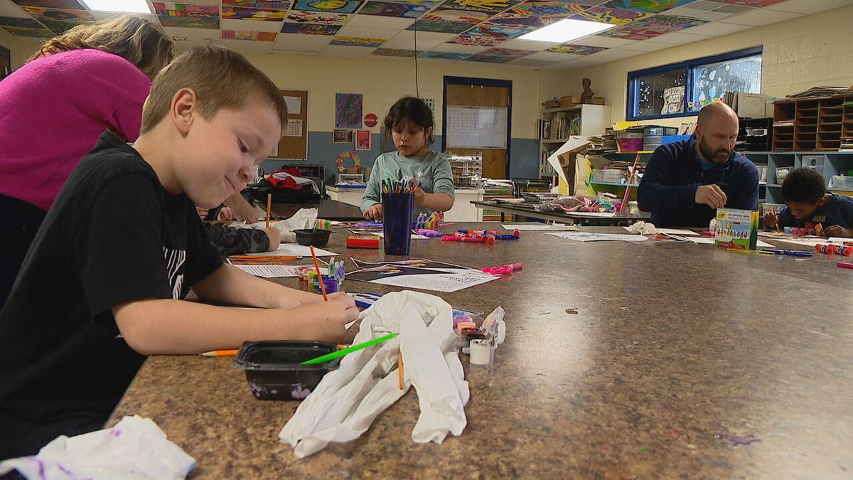 <i>WLOS</i><br/>Children at the Boys and Girls Club of Henderson County started on their submissions Friday for a Black History Month art competition hosted by U.S. Cellular.